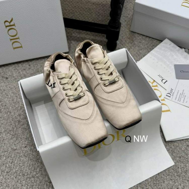Picture of Dior Shoes _SKUDiorsz35-40NW04013883